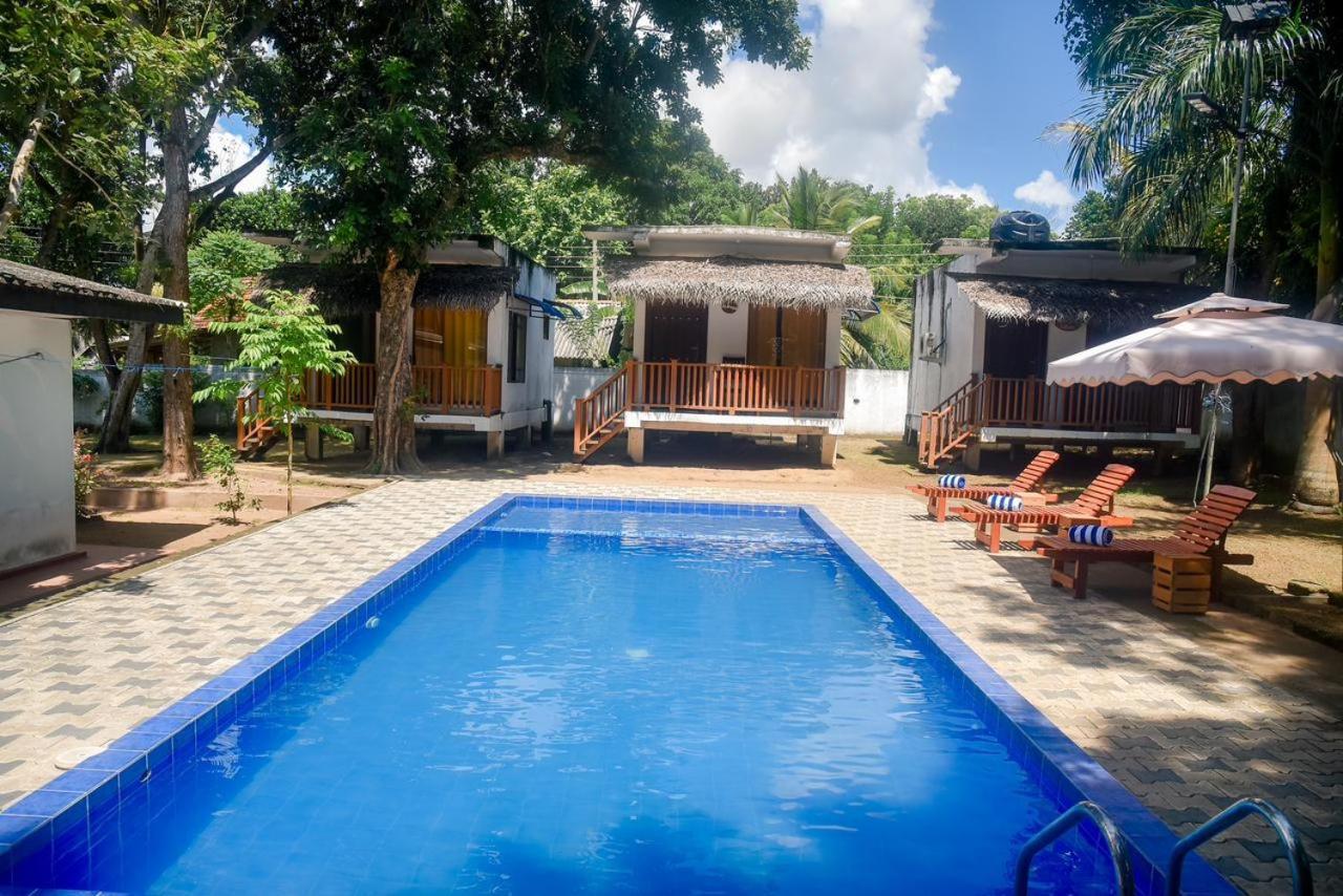 Edward'S Bungalow Tangalle Esterno foto